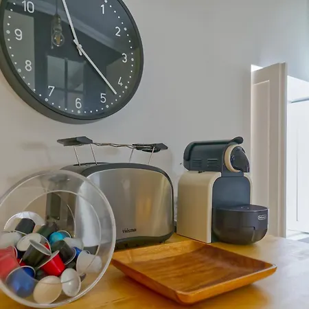 New! Lovely Family Apartment-3